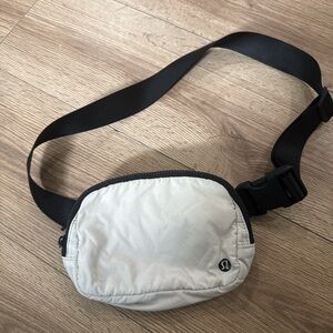 lululemon athletica Cream Belt Bag
